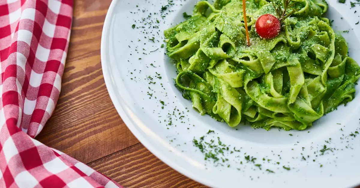 Vegetarische pasta pesto met groenten